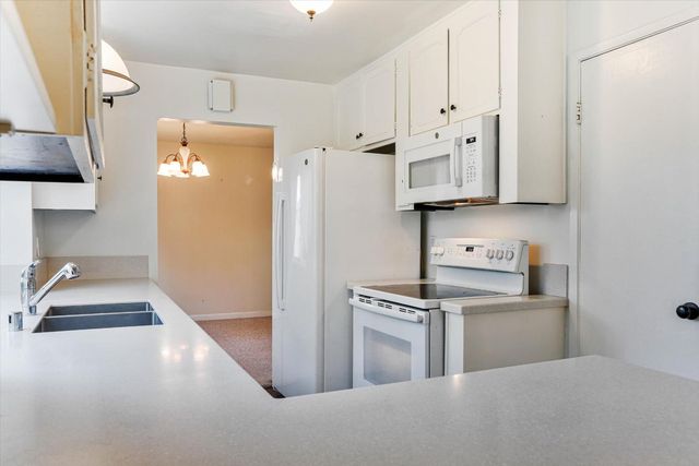 6824 Will Rogers Dr, Fair Oaks, CA 95628