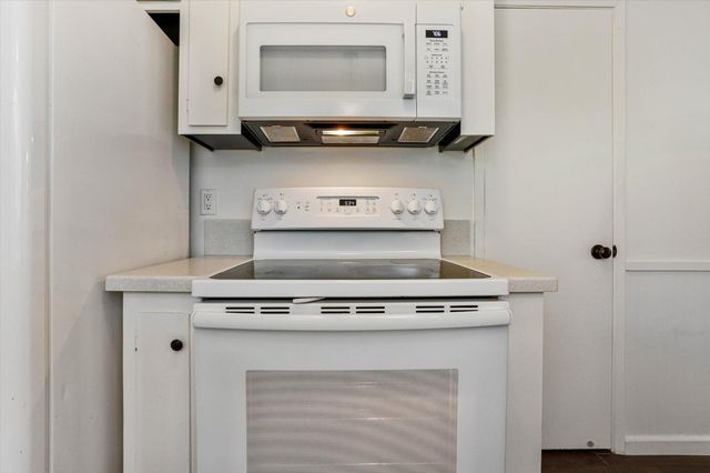 6824 Will Rogers Dr, Fair Oaks, CA 95628