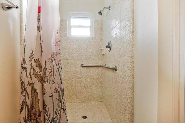 6824 Will Rogers Dr, Fair Oaks, CA 95628