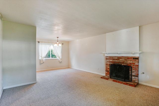 6824 Will Rogers Dr, Fair Oaks, CA 95628