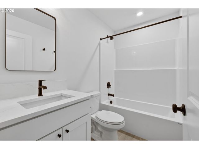 4063 Sw McKinley 35, Gresham, OR 97080