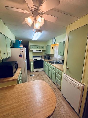 238 W Caribbean, Port St. Lucie, FL 34952