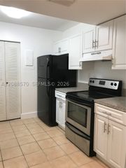 666 NW 114th Ave 203, Sweetwater, FL 33172