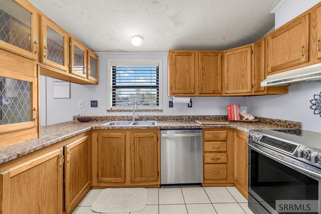 369 S Adam Lane, Idaho Falls, ID 83401