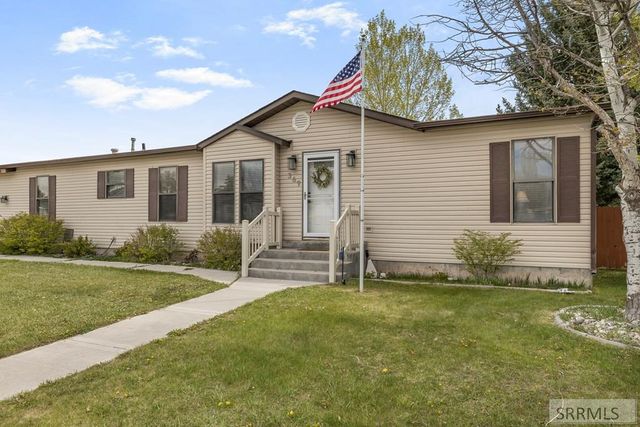 369 S Adam Lane, Idaho Falls, ID 83401