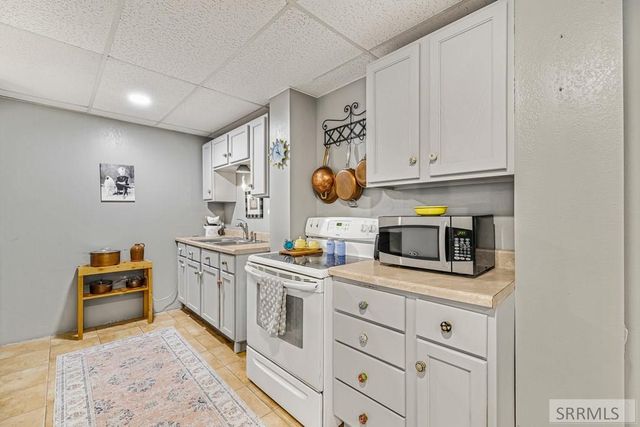 369 S Adam Lane, Idaho Falls, ID 83401