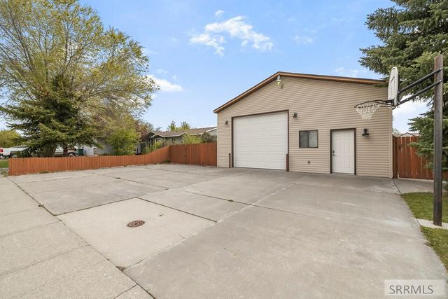 369 S Adam Lane, Idaho Falls, ID 83401