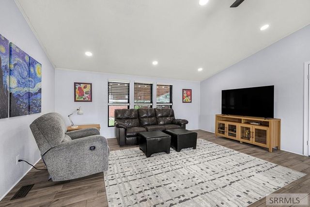 369 S Adam Lane, Idaho Falls, ID 83401