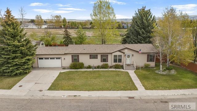 369 S Adam Lane, Idaho Falls, ID 83401