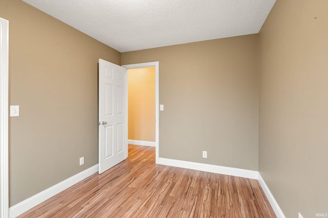 10728 Thiele Road, Fort Wayne, IN 46819