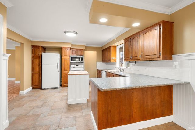 10728 Thiele Road, Fort Wayne, IN 46819