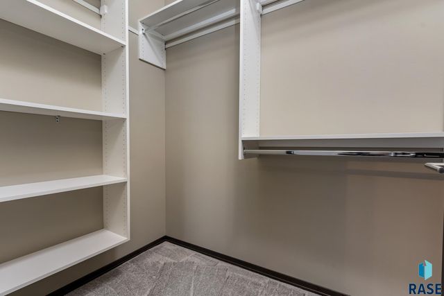 7701 S Townsley Ave Avenue 102, Sioux Falls, SD 57108