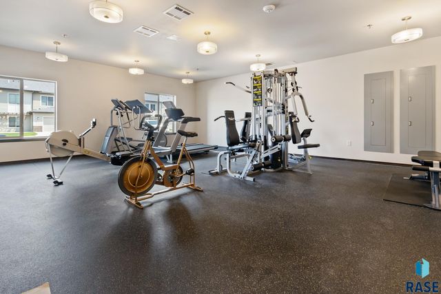 7701 S Townsley Ave Avenue 102, Sioux Falls, SD 57108