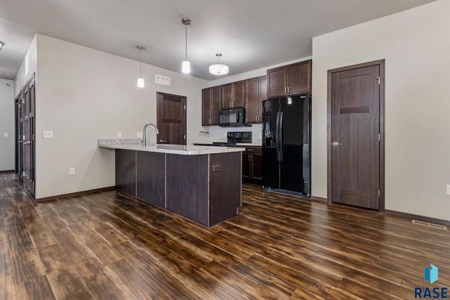 7701 S Townsley Ave Avenue 102, Sioux Falls, SD 57108