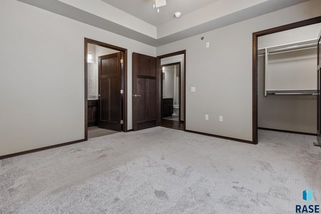 7701 S Townsley Ave Avenue 102, Sioux Falls, SD 57108