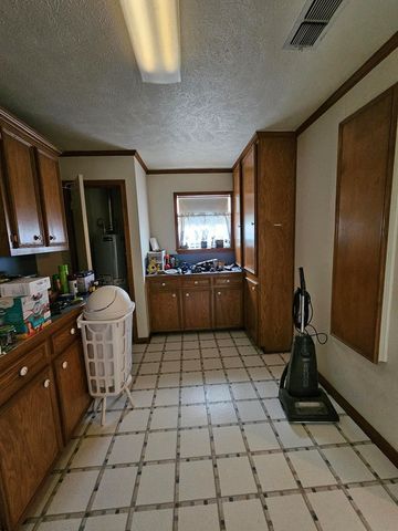 1710 An County Road 463, Montalba, TX 75853