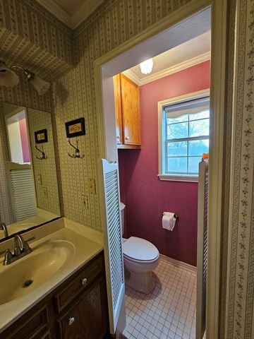 1710 An County Road 463, Montalba, TX 75853
