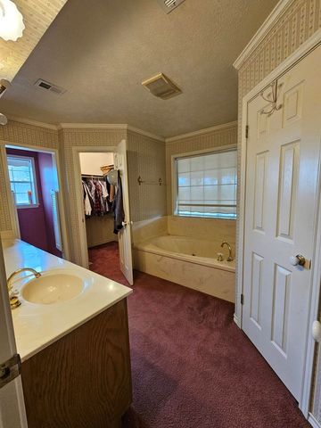 1710 An County Road 463, Montalba, TX 75853