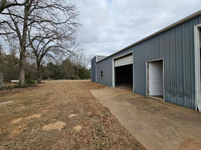 1710 An County Road 463, Montalba, TX 75853