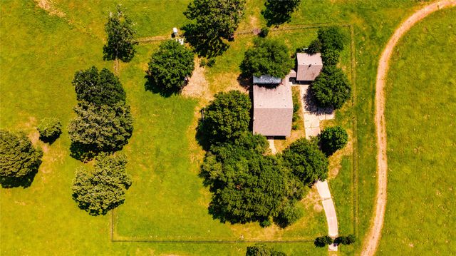 1710 An County Road 463, Montalba, TX 75853