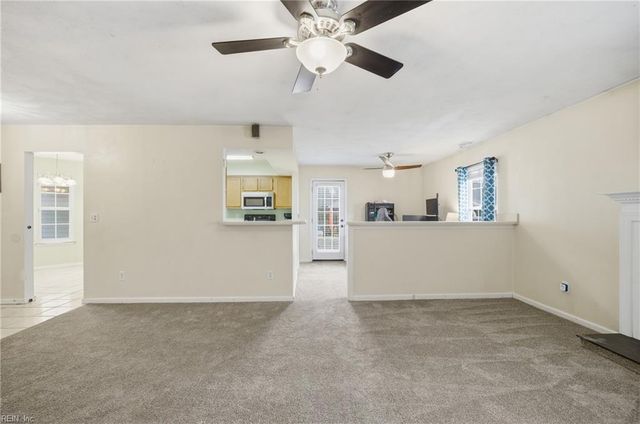 612 Oak Grove RD, Chesapeake, VA 23320