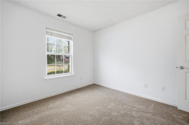 612 Oak Grove RD, Chesapeake, VA 23320