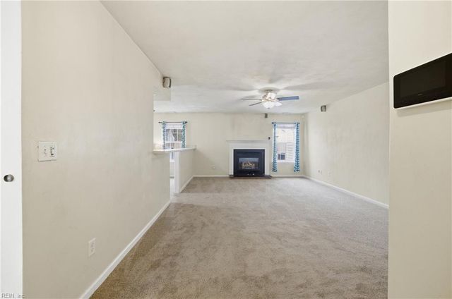 612 Oak Grove RD, Chesapeake, VA 23320