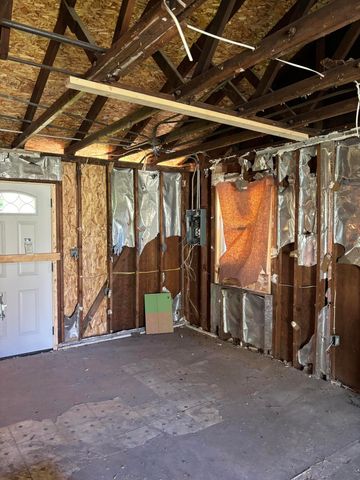 1142 Gibson Place, Gary, IN 46403