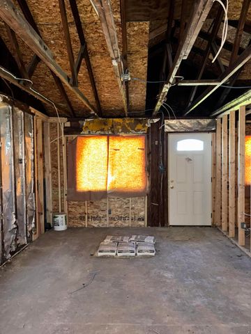 1142 Gibson Place, Gary, IN 46403