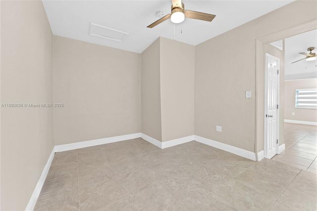 157 Curtiss Pkwy, Miami Springs, FL 33166