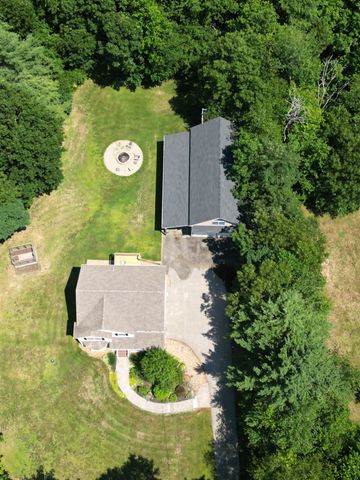 44A Bear Hill Road, Newton, NH 03858