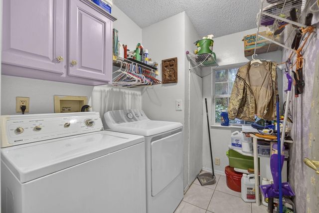 15182 Steffen Lane, Loxahatchee Groves, FL 33470