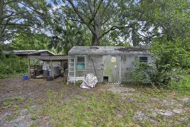 15182 Steffen Lane, Loxahatchee Groves, FL 33470