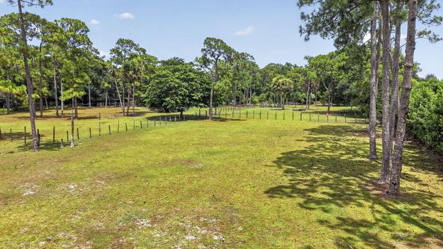 15182 Steffen Lane, Loxahatchee Groves, FL 33470