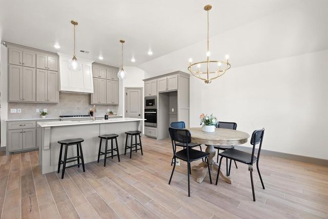 12100 Rockbed Drive, Yukon, OK 73099