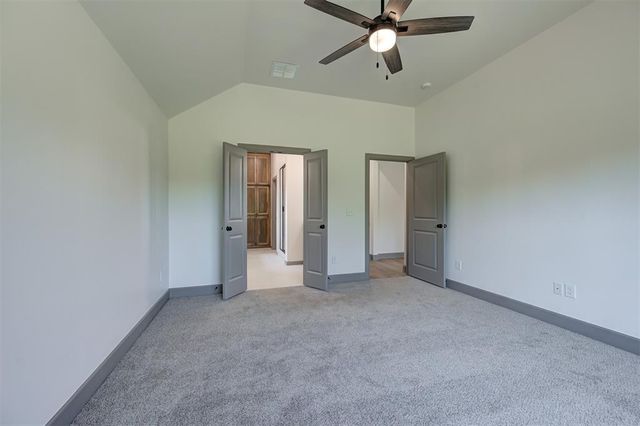 12100 Rockbed Drive, Yukon, OK 73099