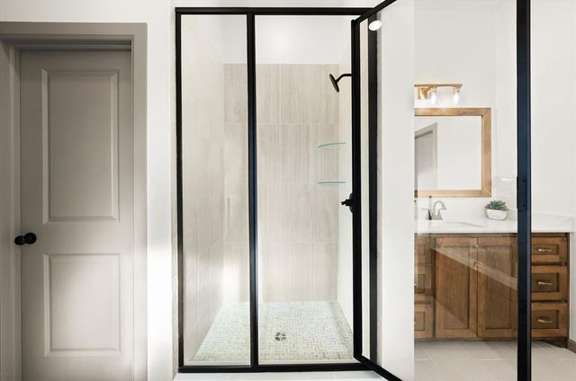 12100 Rockbed Drive, Yukon, OK 73099