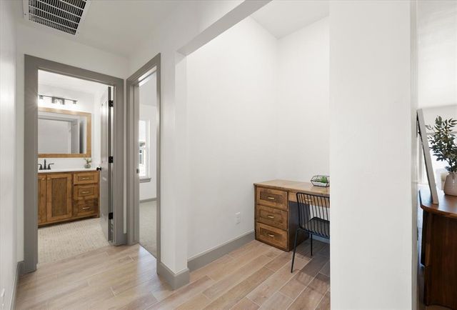 12100 Rockbed Drive, Yukon, OK 73099