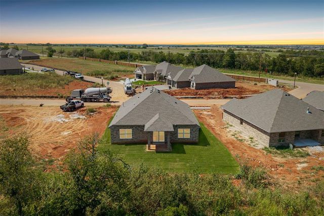 12100 Rockbed Drive, Yukon, OK 73099