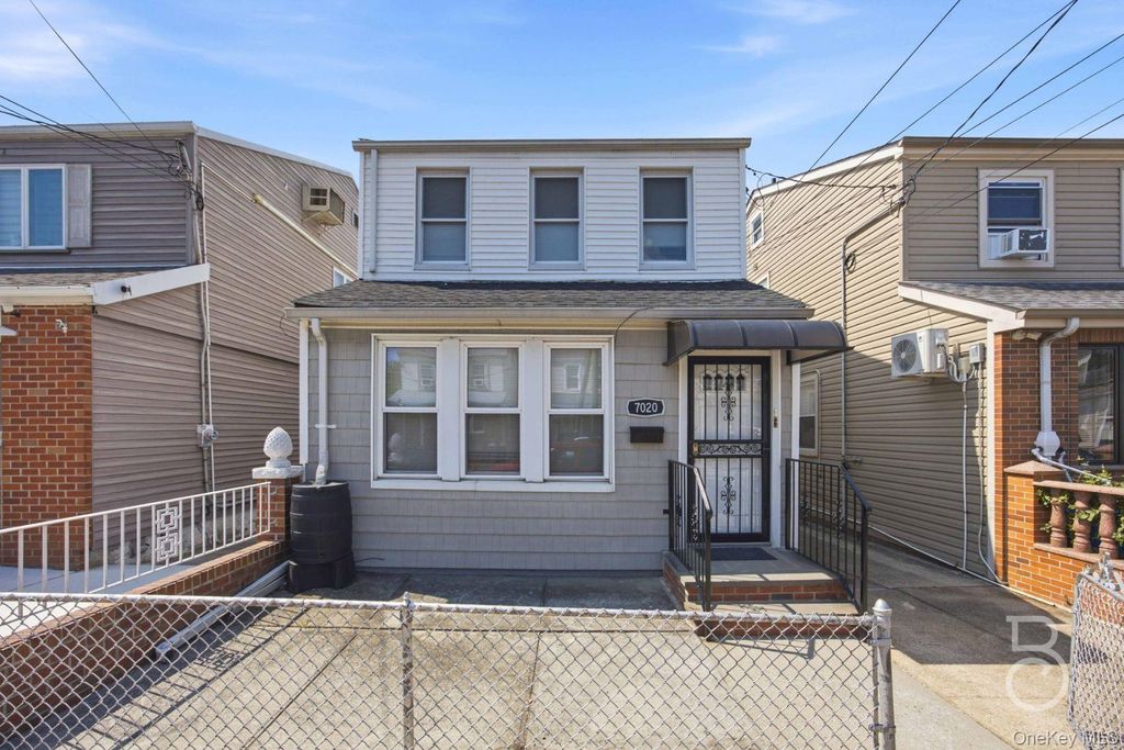 70-20 53rd Road, Maspeth, NY 11378