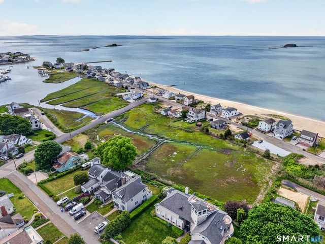 47 Old Mail Trail, Westbrook, CT 06498