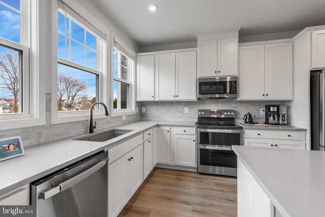 3588 STEPHENSONS HILL LN, Marshall, VA 20115