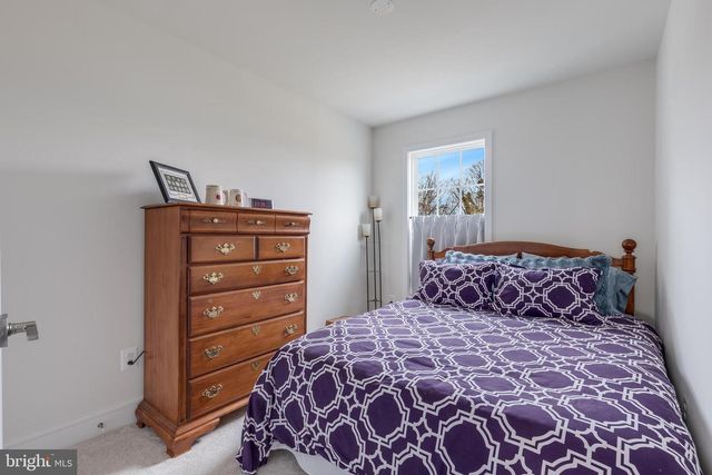 3588 STEPHENSONS HILL LN, Marshall, VA 20115