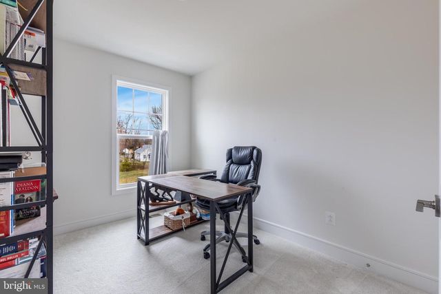 3588 STEPHENSONS HILL LN, Marshall, VA 20115