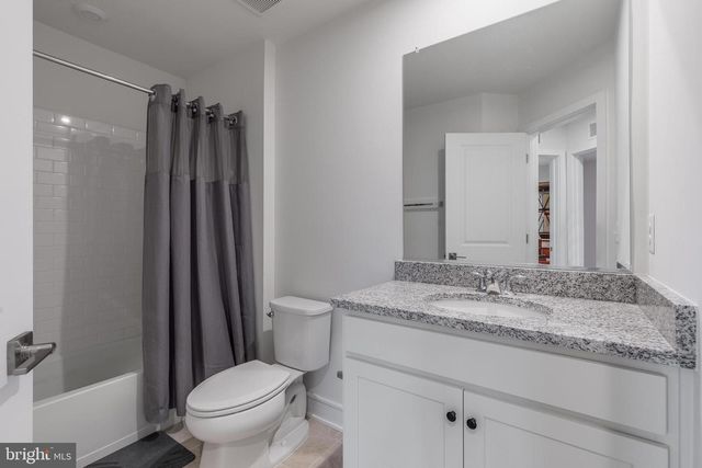 3588 STEPHENSONS HILL LN, Marshall, VA 20115