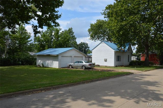 602 Moore Street, Farmington, MO 63640