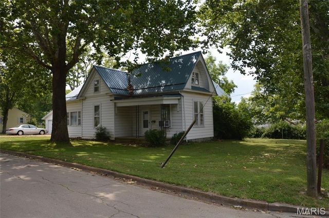 602 Moore Street, Farmington, MO 63640