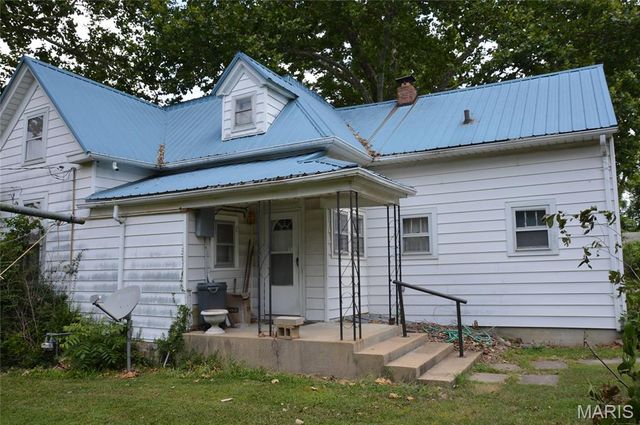 602 Moore Street, Farmington, MO 63640