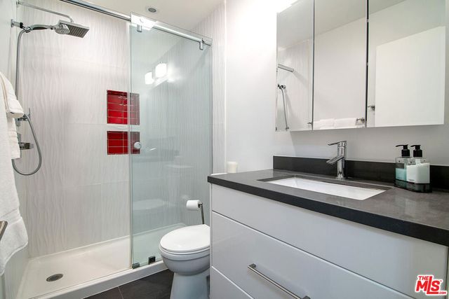 306 Bora Bora Way 202, Marina Del Rey, CA 90292