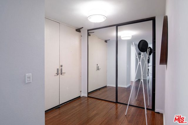 306 Bora Bora Way 202, Marina Del Rey, CA 90292